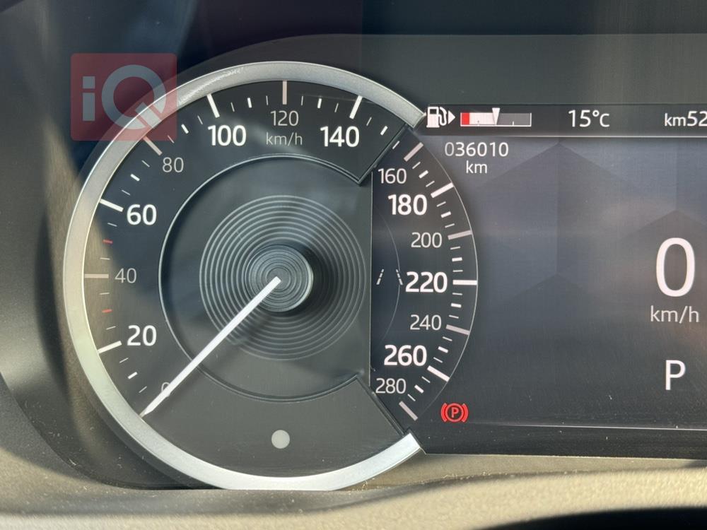 جاكوار XE